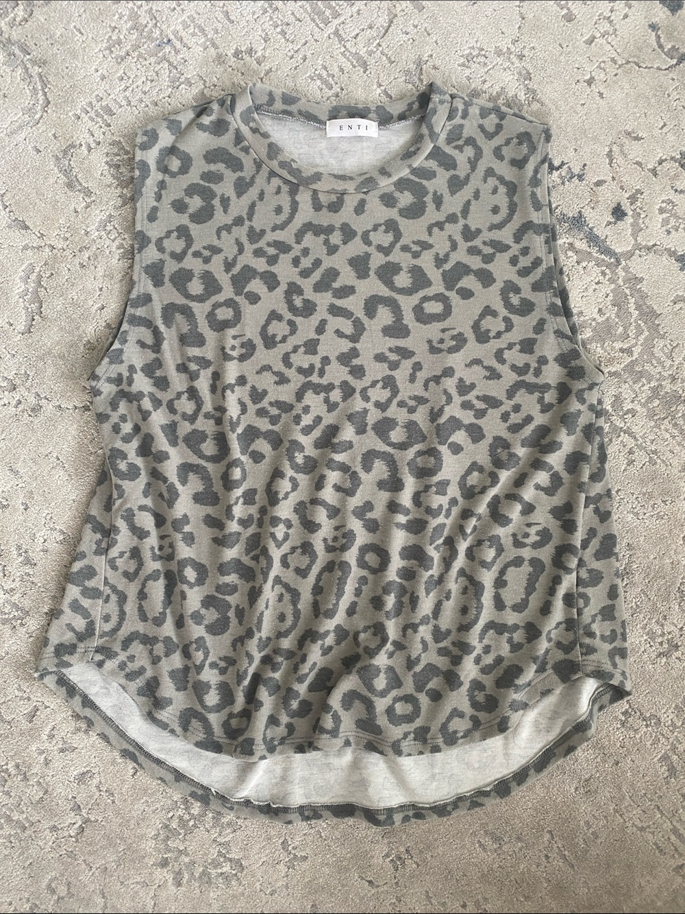 Enti Gray Leopard Print Sleeveless Top